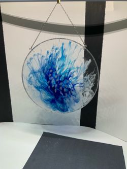 Resin pour