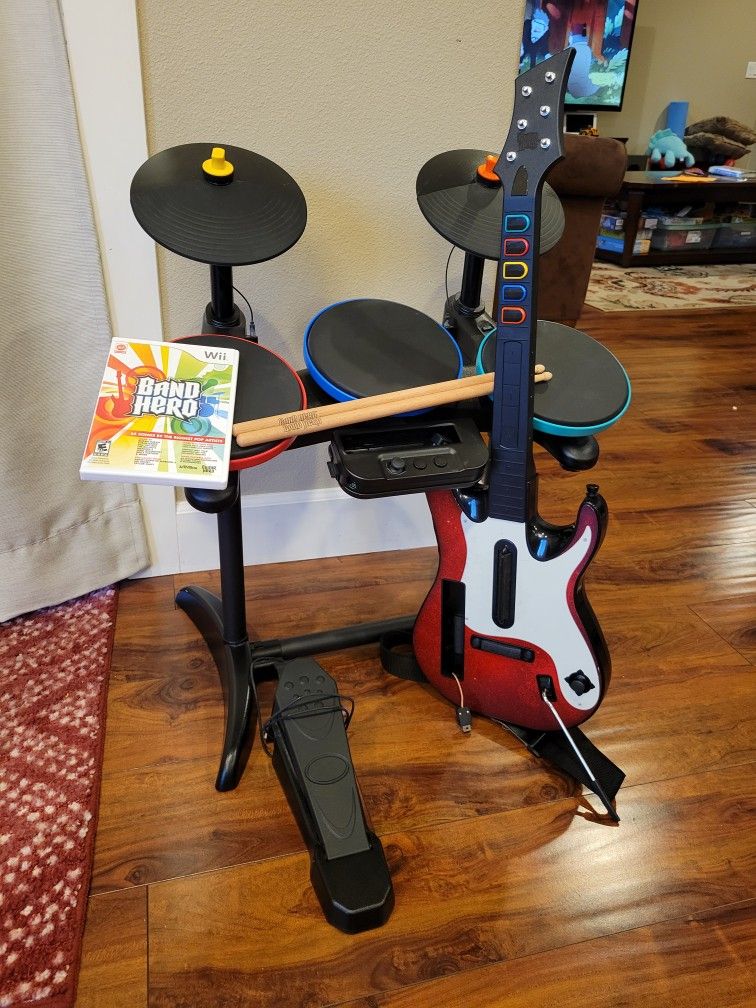 Wii Guitar Hero Set - Drum, Guitar, Microphone, & 2 Games