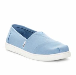 Tom’s big girl classic slip on flat youth size 4
