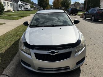 2013 Chevy Cruze LS -AS IS