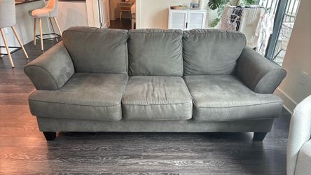 Modern Gray 3-Seater Sofa – FREE