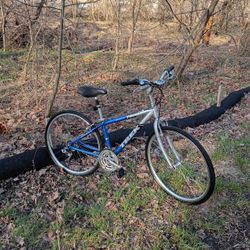 Trek 7200 Ready To Ride 