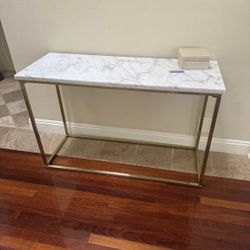 Entry Way Table 