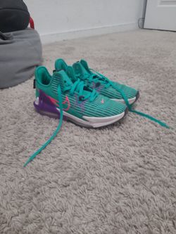 Lebrons Size 8 mens
