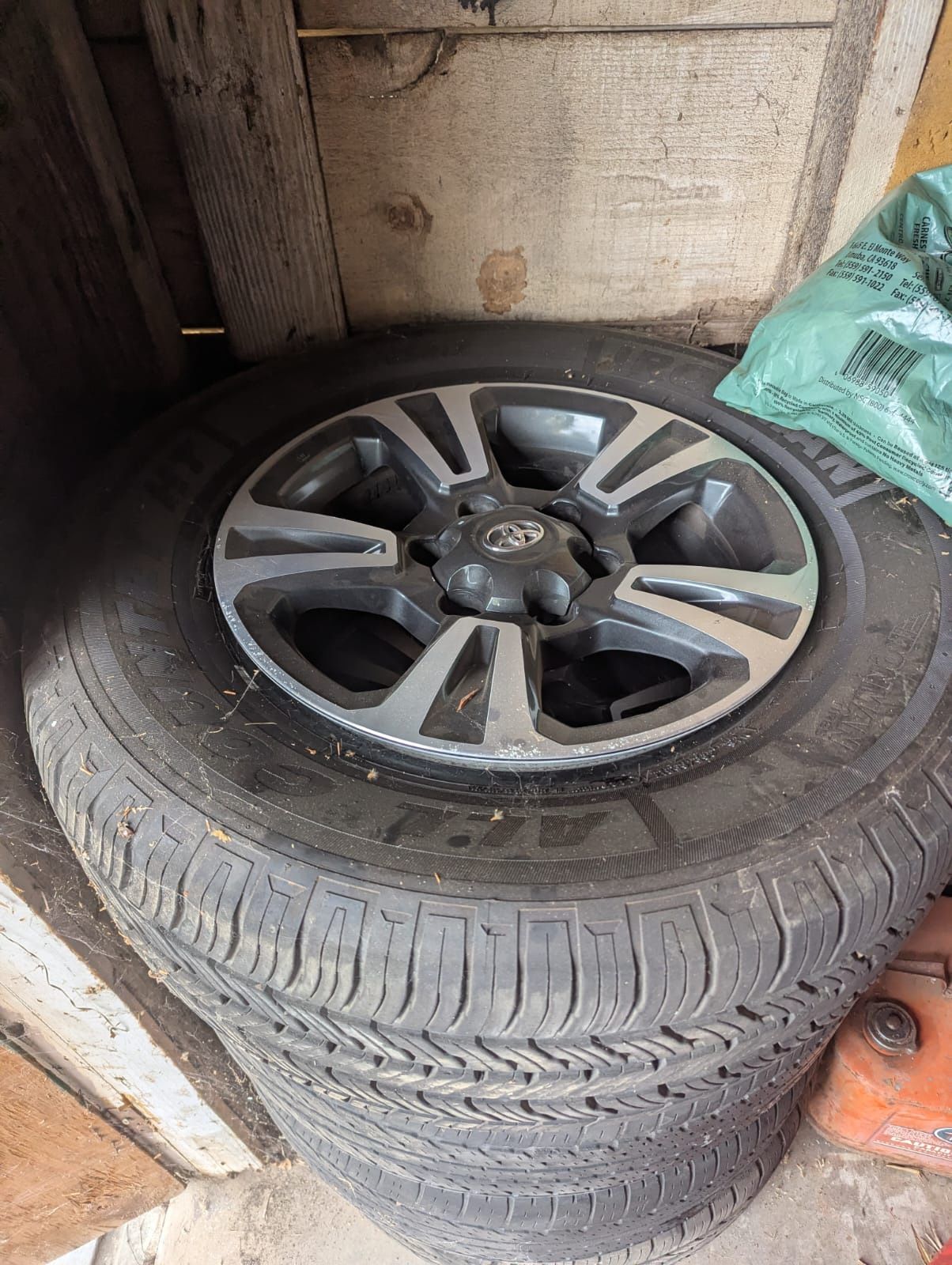 2016 Toyota Tacoma Rims & Tires