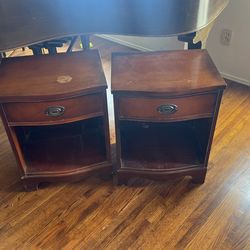 Pair of Bassett nightstands