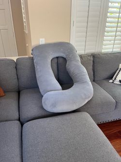 Pregnancy pillow