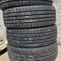 265 70 16 Michelin 