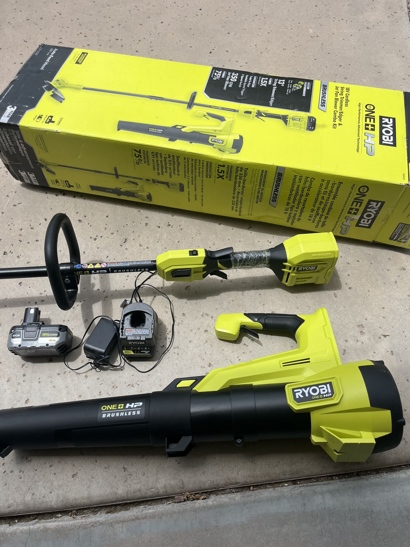 Ryobi ONE+ HP 18V Brushless Cordless Battery String Trimmer and Leaf Blower Combo Kit with 4.0 Ah Battery and Charger