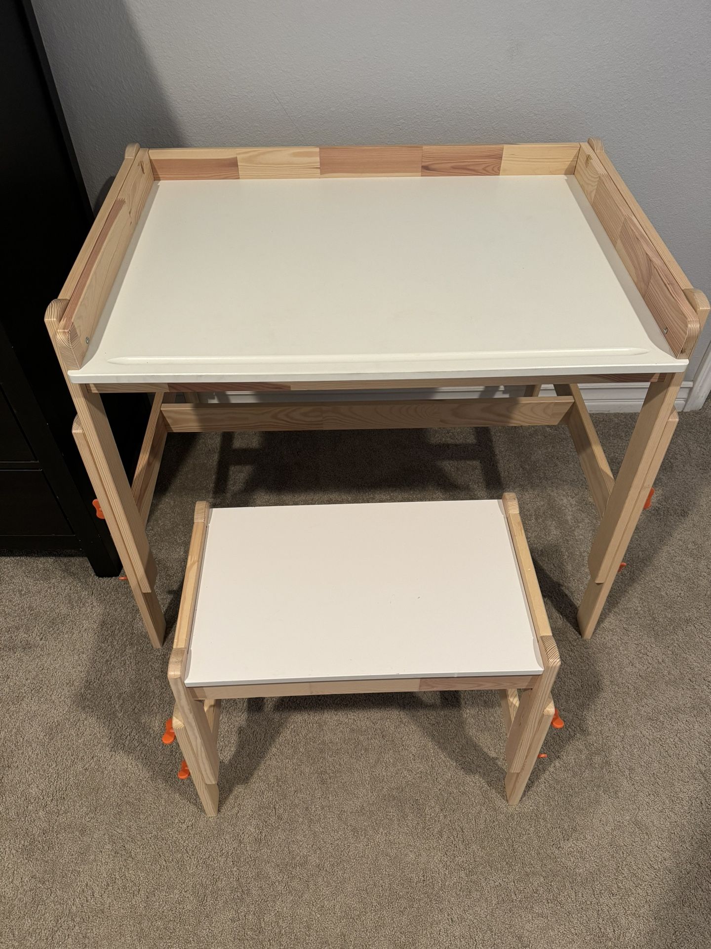 Kids Desk And Chair, Adjustable 