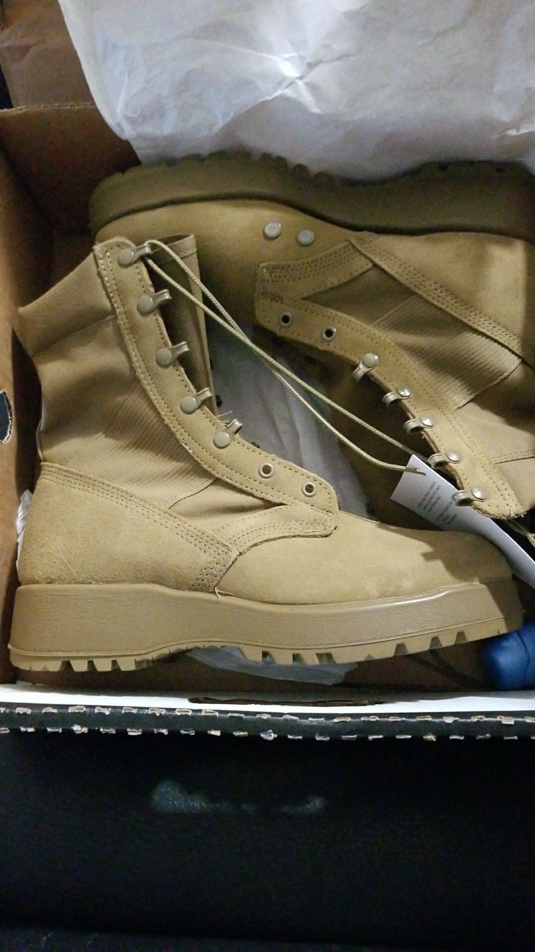 Vibram coyote military boots