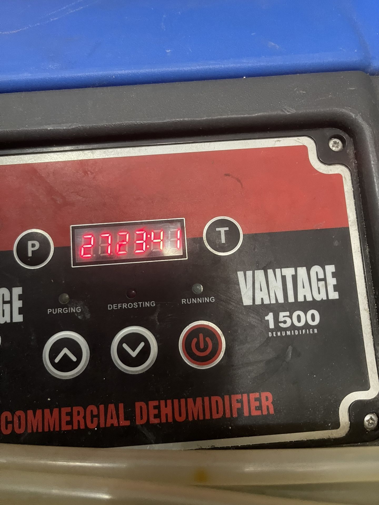 Dehumidifier 