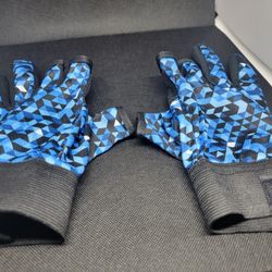 Blue Gloves - Fishing Or Outside 