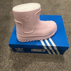Adidas Adifom Women’s Boot Size 8.5 Pink