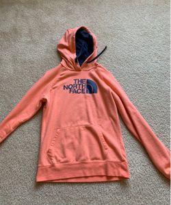 Women northface hoodie Size medium