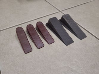 5 piece door stop lot