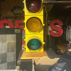 Working City Stop Light!