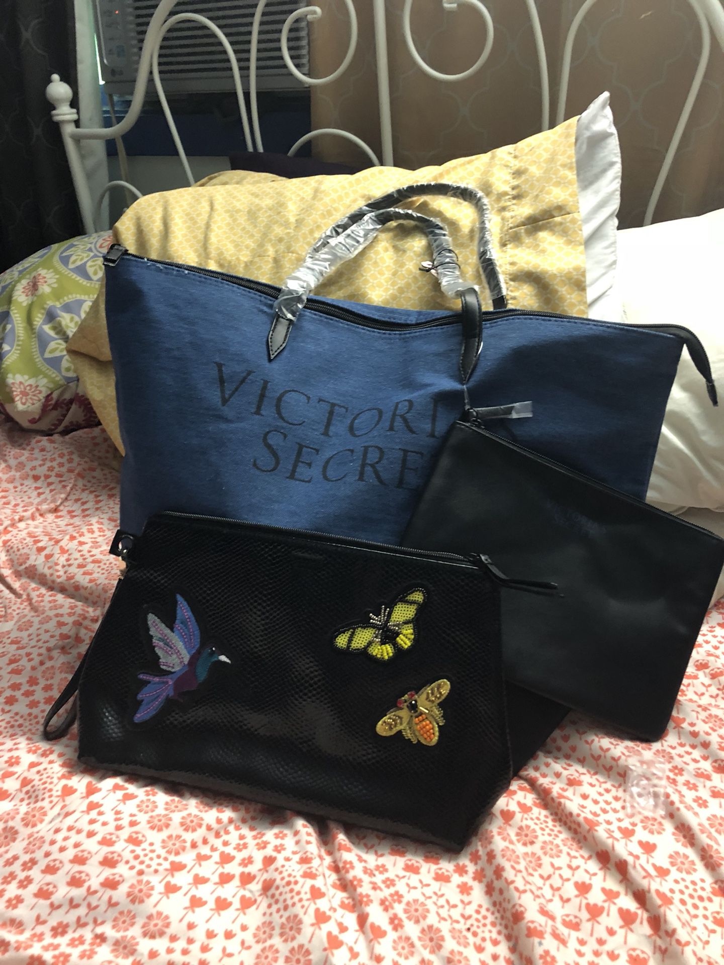Gorgeous Victoria’s Secret tote
