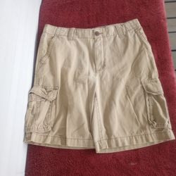 Aeropostale Men’s Cargo Shorts Tan Size 34 Cotton Pockets Belt Loops