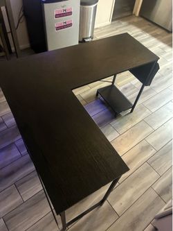 Office table