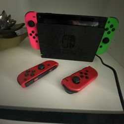 Nintendo Switch 