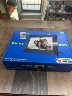onn. 10" Focus Wi‑Fi Digital Picture Frame — Black