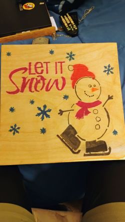 Let it Snow wall decor