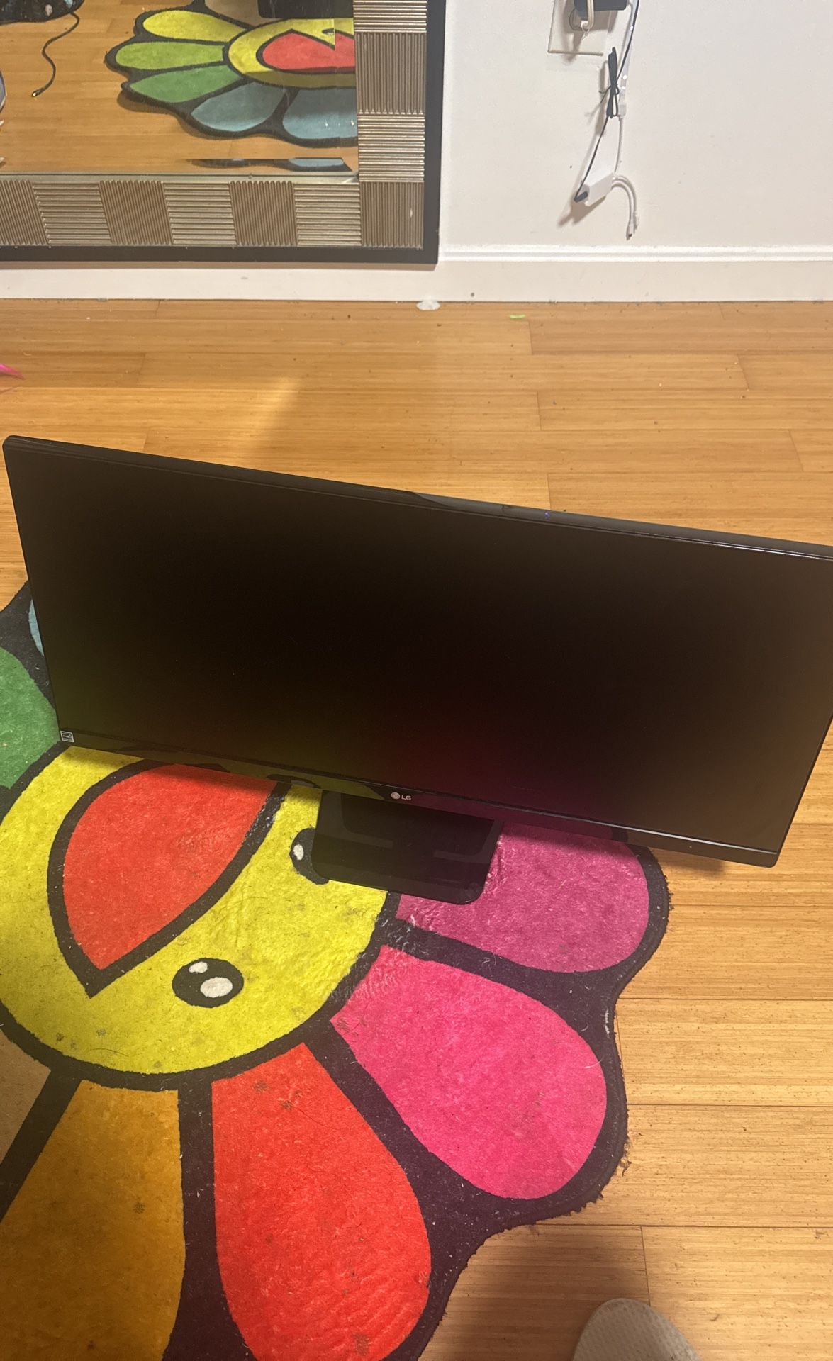 LG 32 Inch Wide Gaming Monitor 