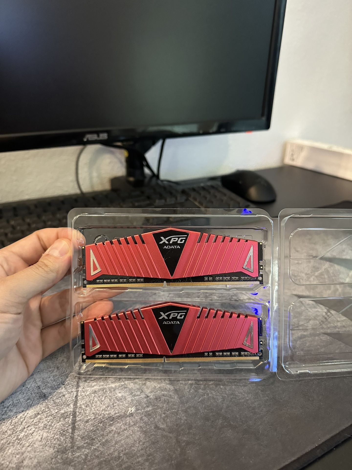ADATA XPG V1 DDR4 16GB (2×8GB) 2800MHz Gaming Memory Kit 