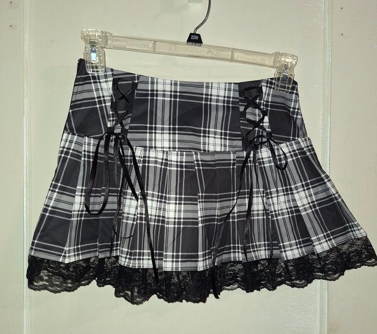 Women's Plaid and Lace Mini Skirt