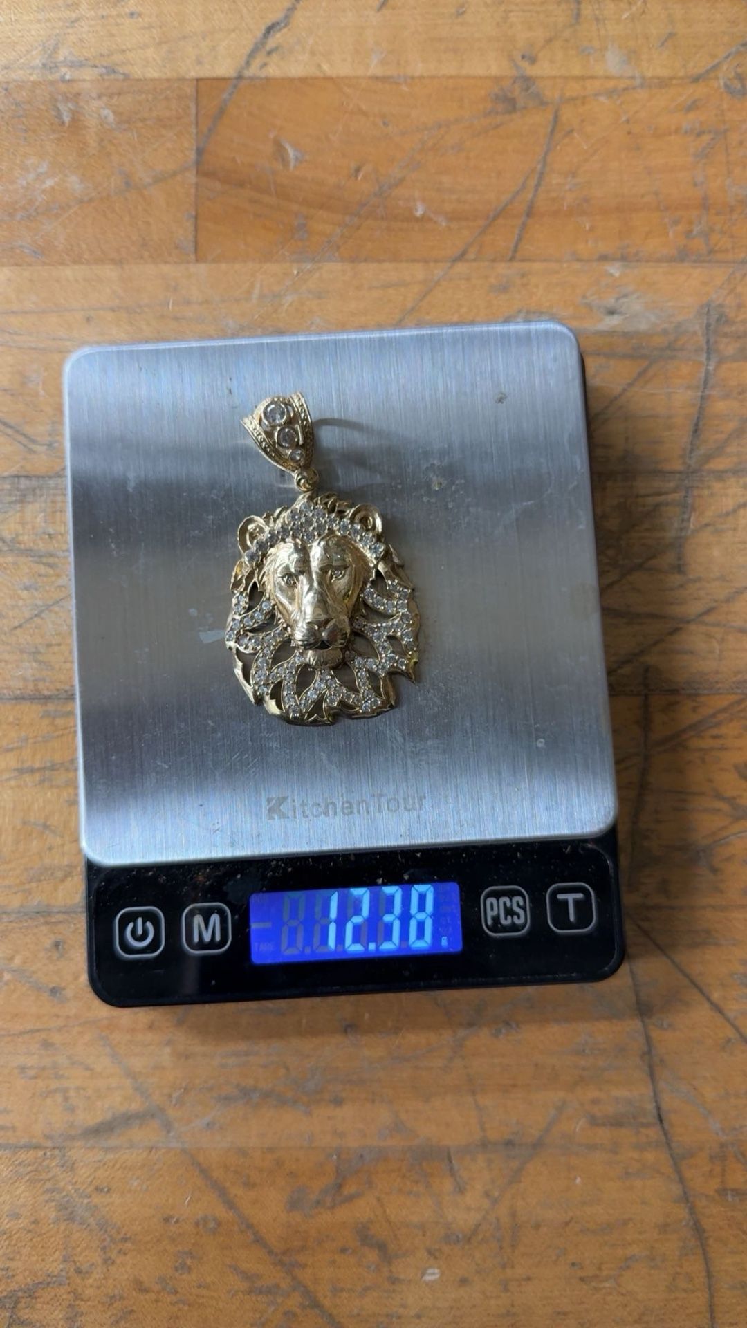 10k Pendant