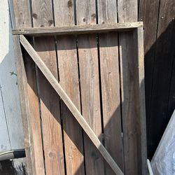 Gate