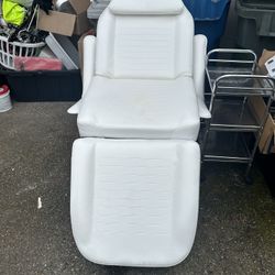 Esthetic Chair 