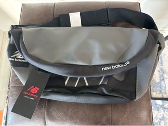 New Balance Legacy Fanny Pack