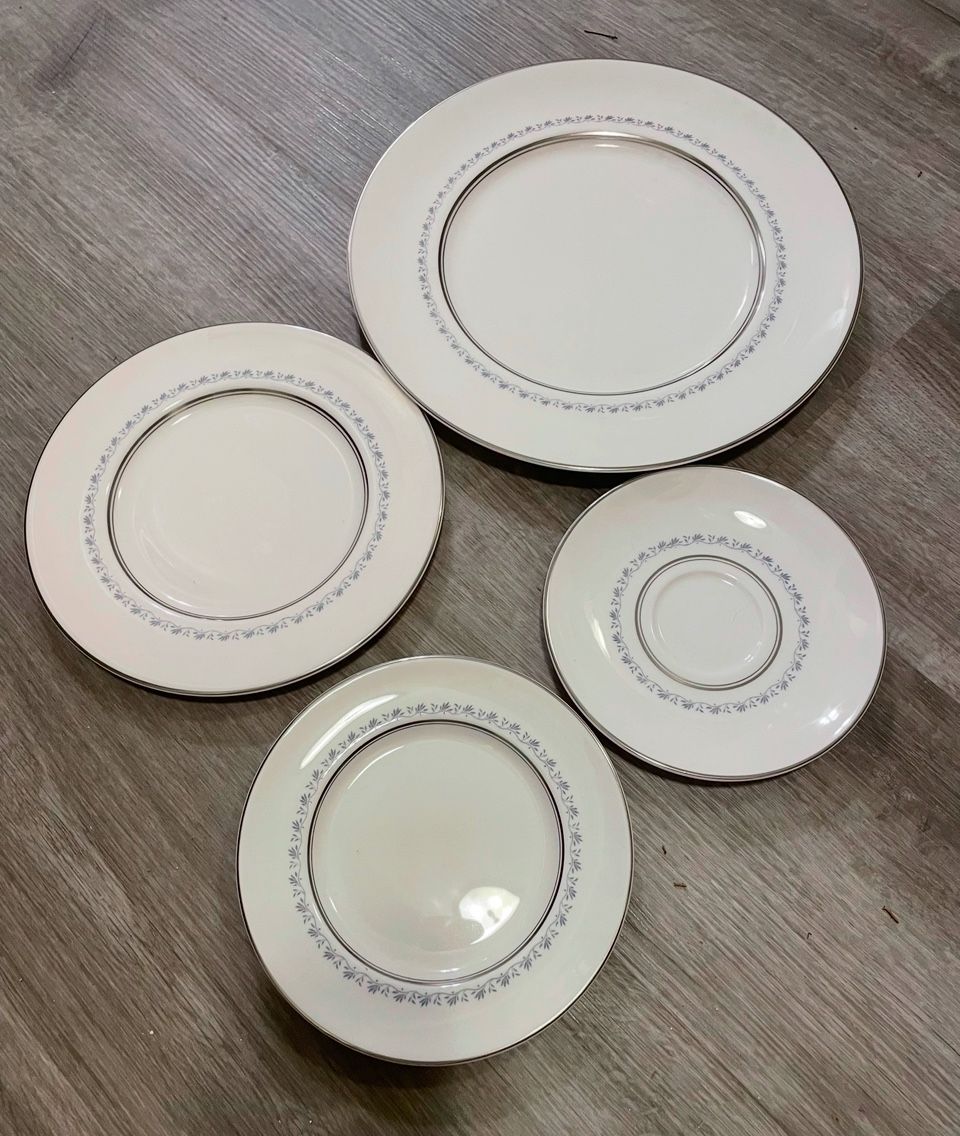 Vintage Royal Doulton England Bone China "Tiara" Set Retired 1977