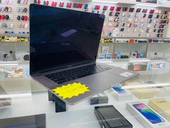 MacBook Pro 2016 16gb ram 512gb ssd