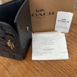 Brand New Coach Women Little Wallet 
