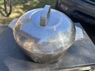 Wagner Ware Sidney O Magnalite 4248- P Dutch Oven Roaster 5 Qt Stockpot Round
