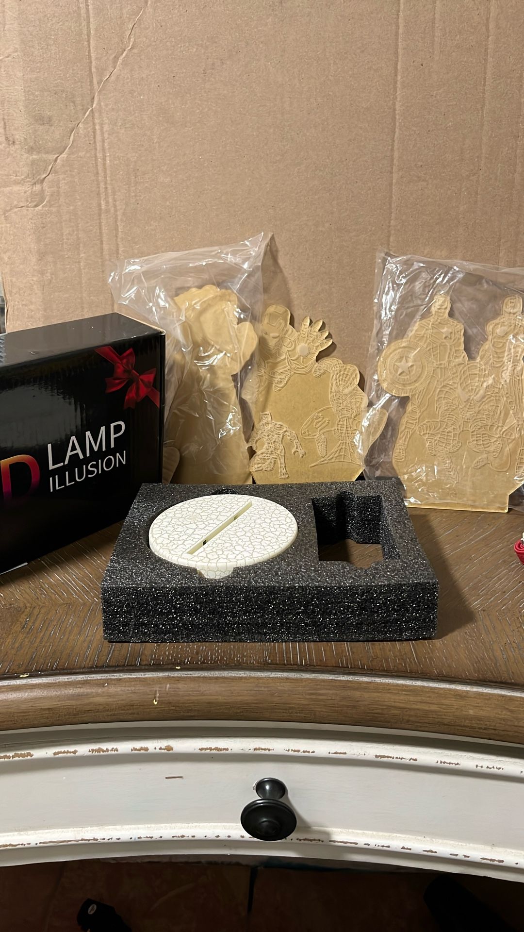3D AVENGERS LAMP
