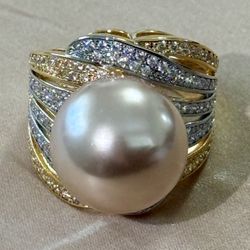 NWOT Gorgeous Champagne Color Pearl Two Tones With accents Band Ring in 6/7