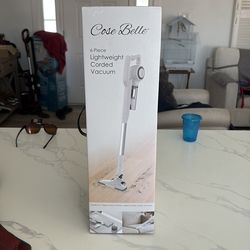 Code Belle 6 piece lightweight vacuum