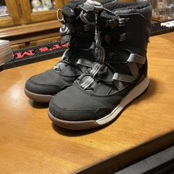 Merrill Boys Snow Boots Size 12M Almost New