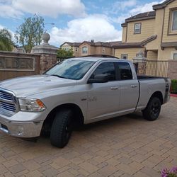 2015 Dodge Ram 5.7 Hemi 4x4 Longhorn Edition