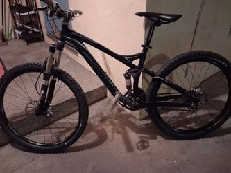 Specialized Stumpjumper Full Suspension Mountain Bike