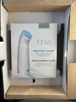 Tría Positively Clear Acne Clearing Blue Light BRAND NEW