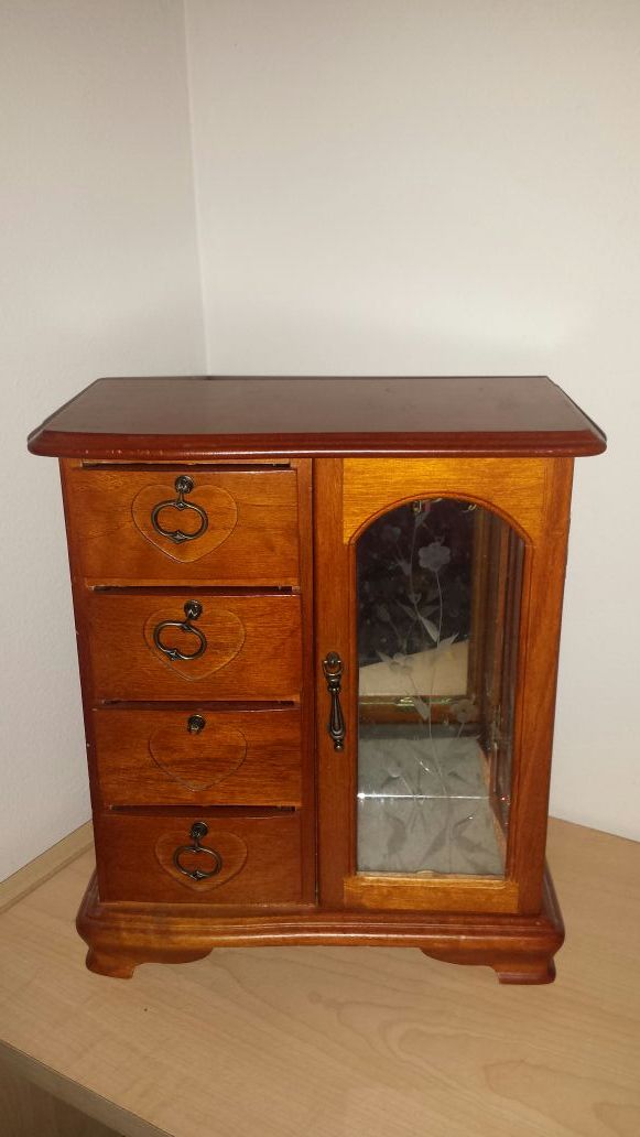 Jewelry Box