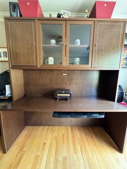 Solid wood Desk with hutch