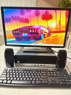 READ!!! i7 8th gen, 16 GB, 256 SSD, 1 TB HDD, DVD RW, WIFI