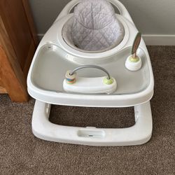 baby walker 