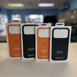 iPhone 17 Pro / Pro Max MagSafe case New